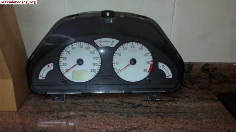 Se vende cuadro de reloj de saxo 16v