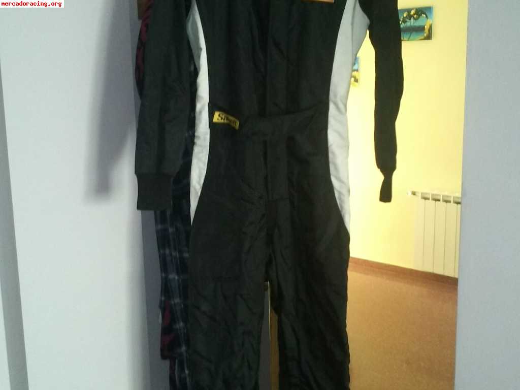 Vendo mono ignifugo de karting
