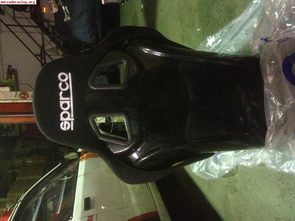 Se vende baquet sparco