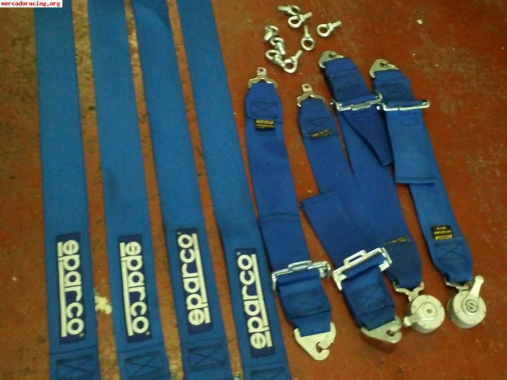 Arneses sparco 