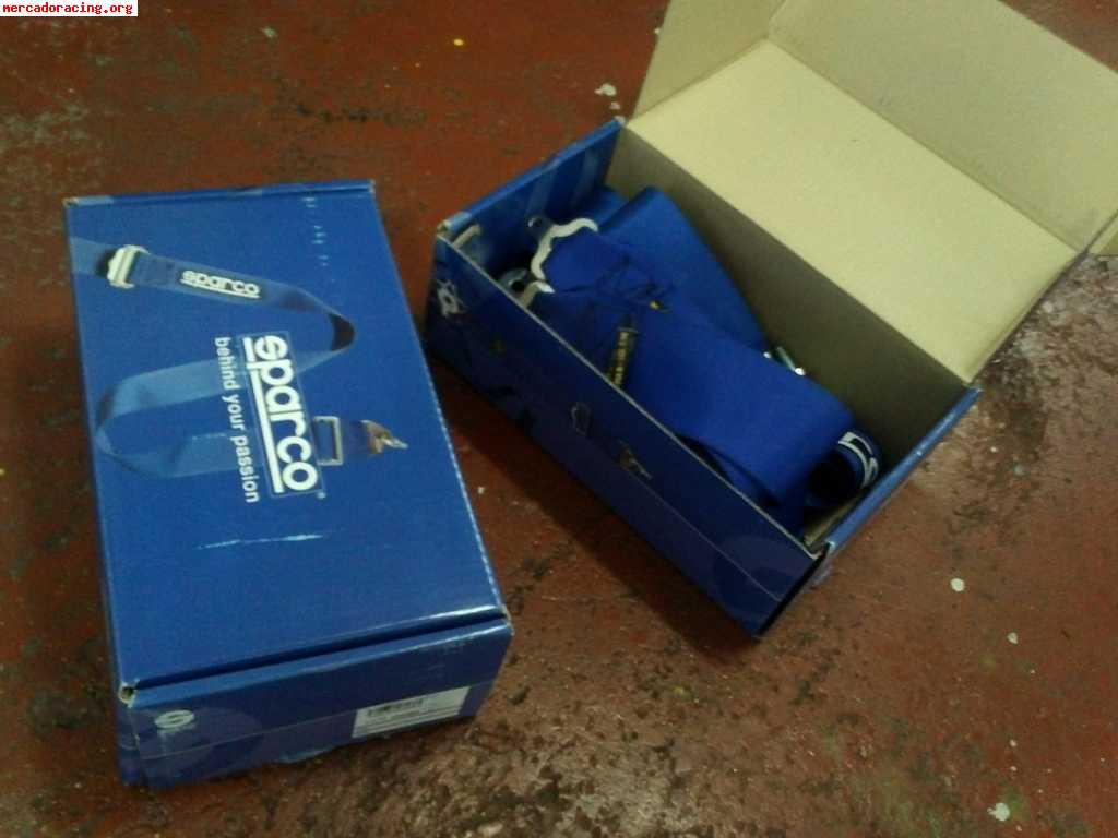 Arneses sparco 