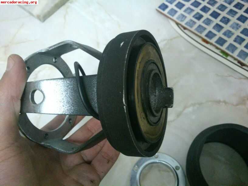 Se vende piña momo para seat o volkswagen