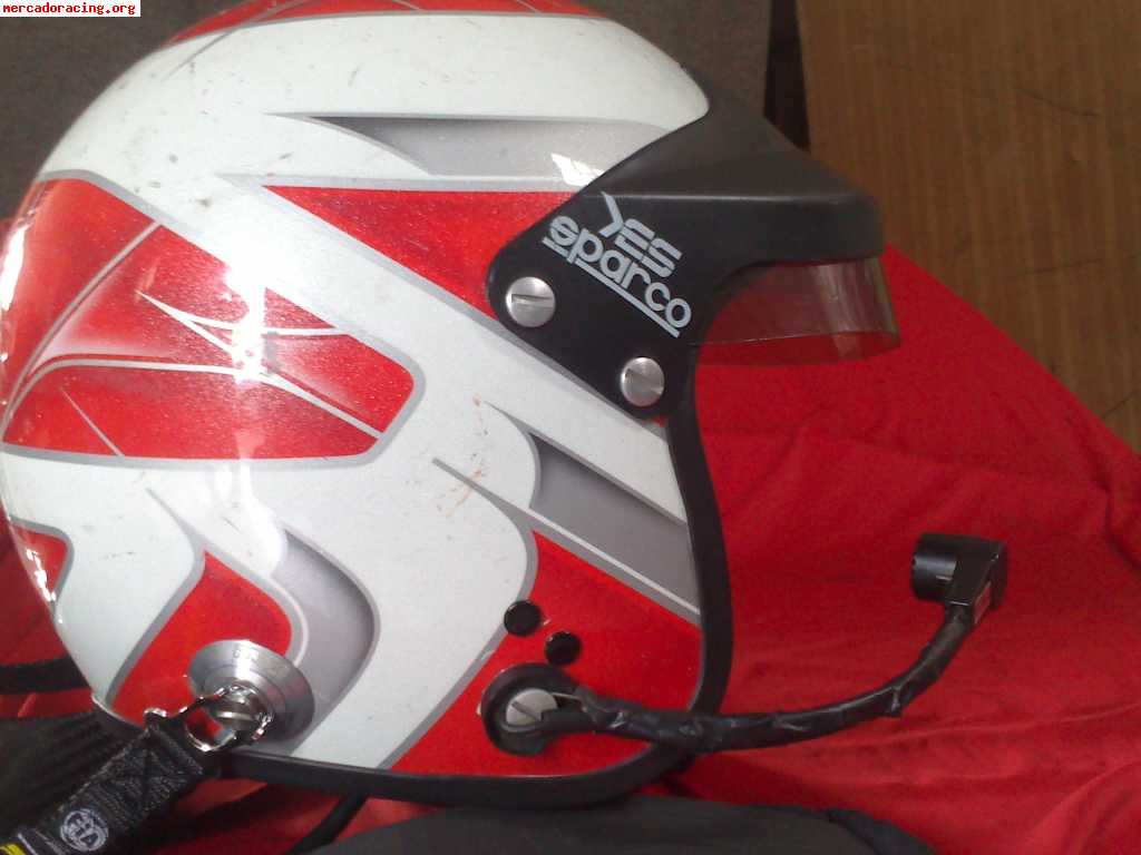 Casco con clic de hans