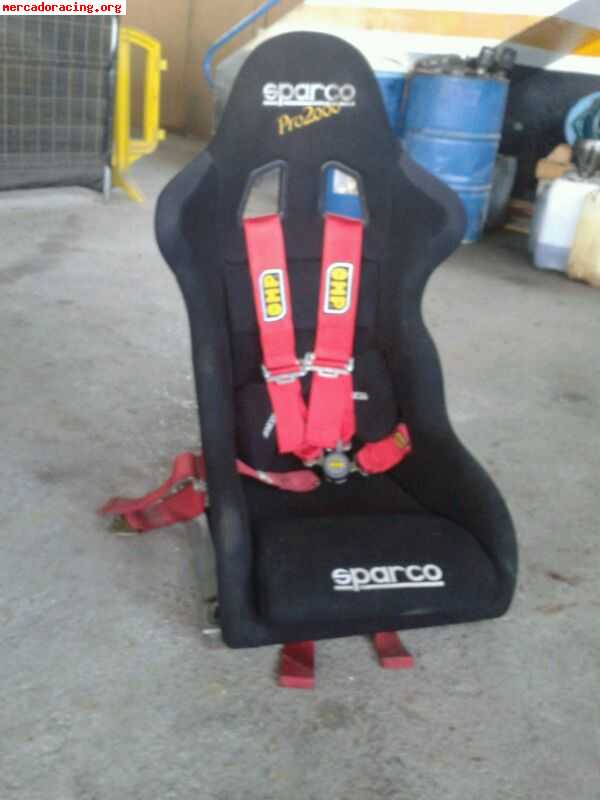 Bacquets sparco pro 2000