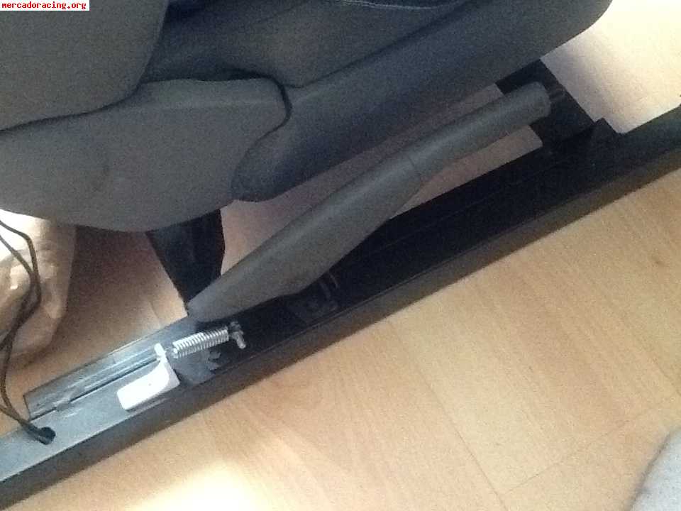 Vendo estructura con asiento para juegos