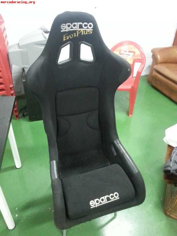 Backet esparco evo