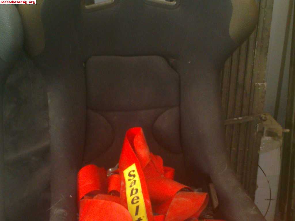 2 arneses y 1 bacquet caducados