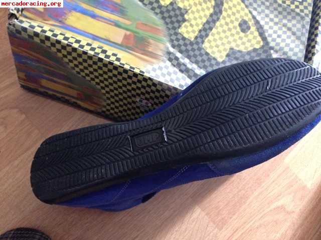 Vendo botines omp talla 45