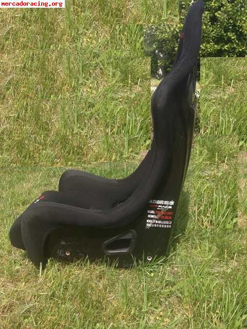 Vendo dos bakets gp-race light de fibra