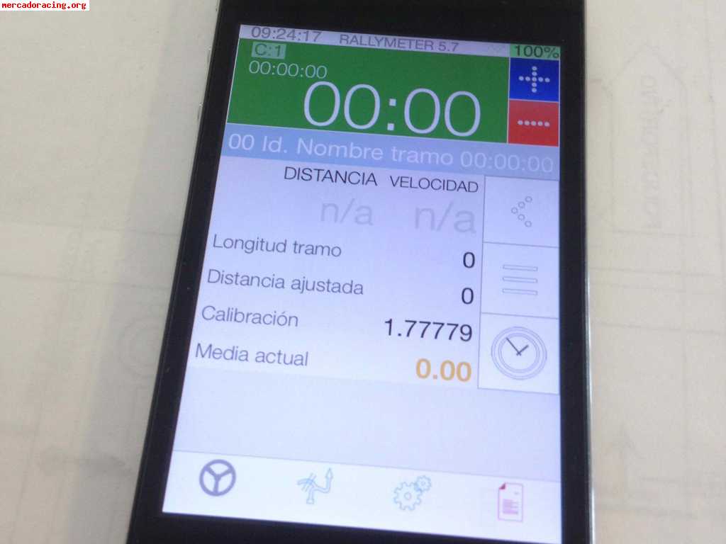 Iphone 4 con programa rallymeter para regularidad