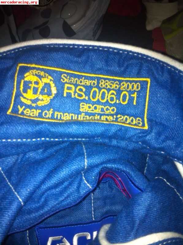 Se vende mono sparco talla 54