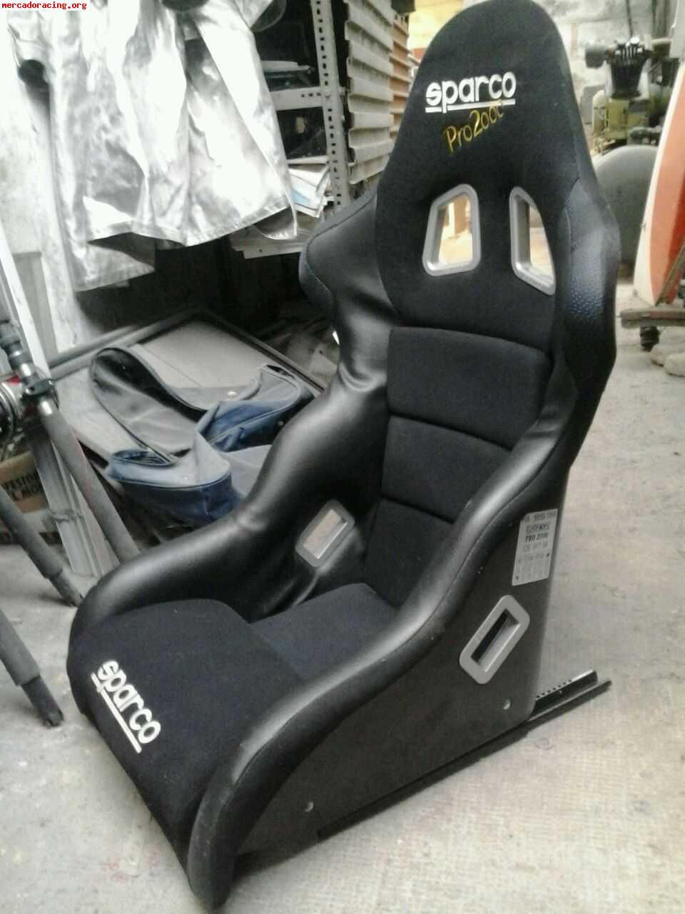 Sparco pro 2000