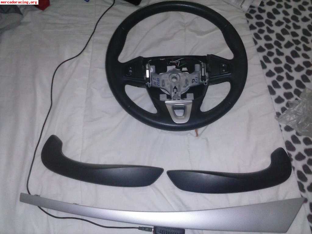 Volante renault megane coupe 2009,moldura salpicadero y agar