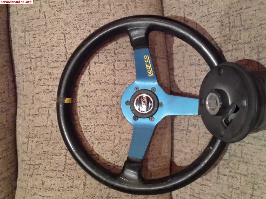 Piña y volante sparco