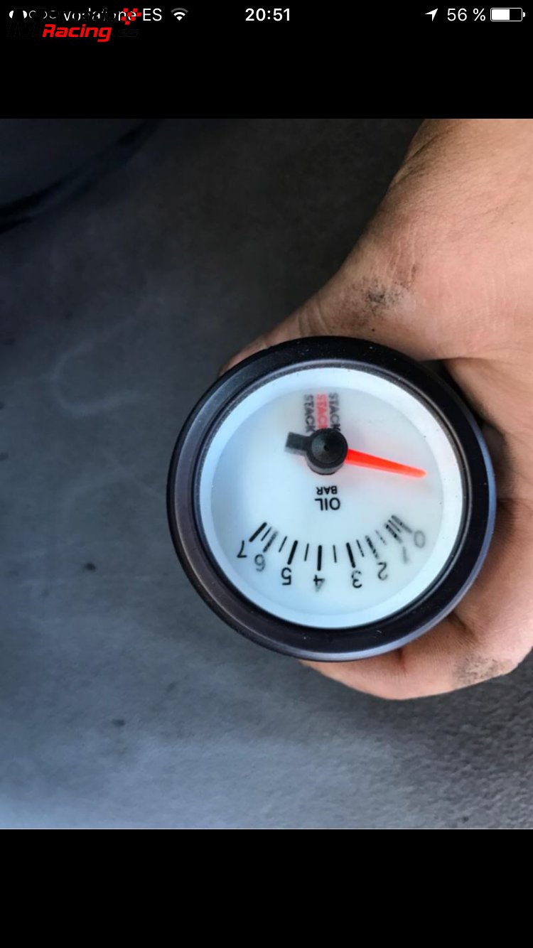 Reloj presión de aceite stackk 