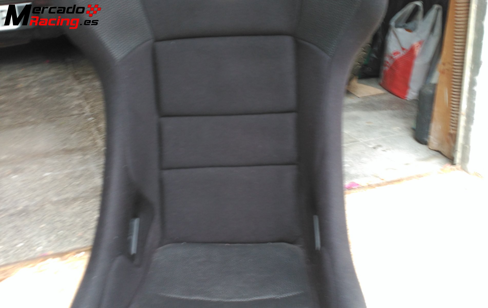 Vendo 2 baquets sparco grp tech  bases omp