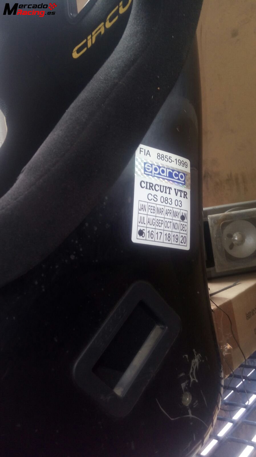 Baquets sparco y arneses omp