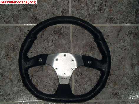 Vendo volante isotta y regalo piña para golf2