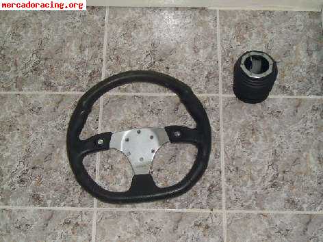 Vendo volante isotta y regalo piña para golf2