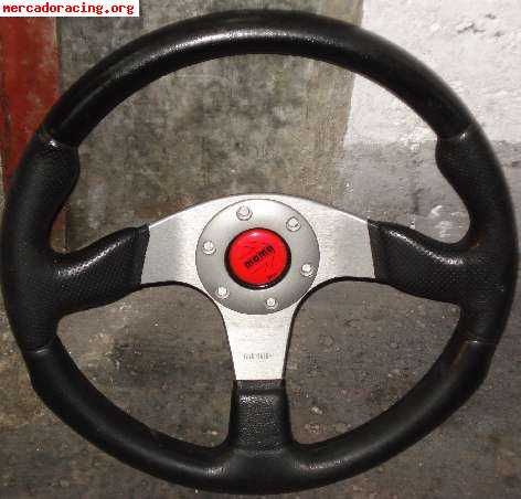 Vendo volante momo