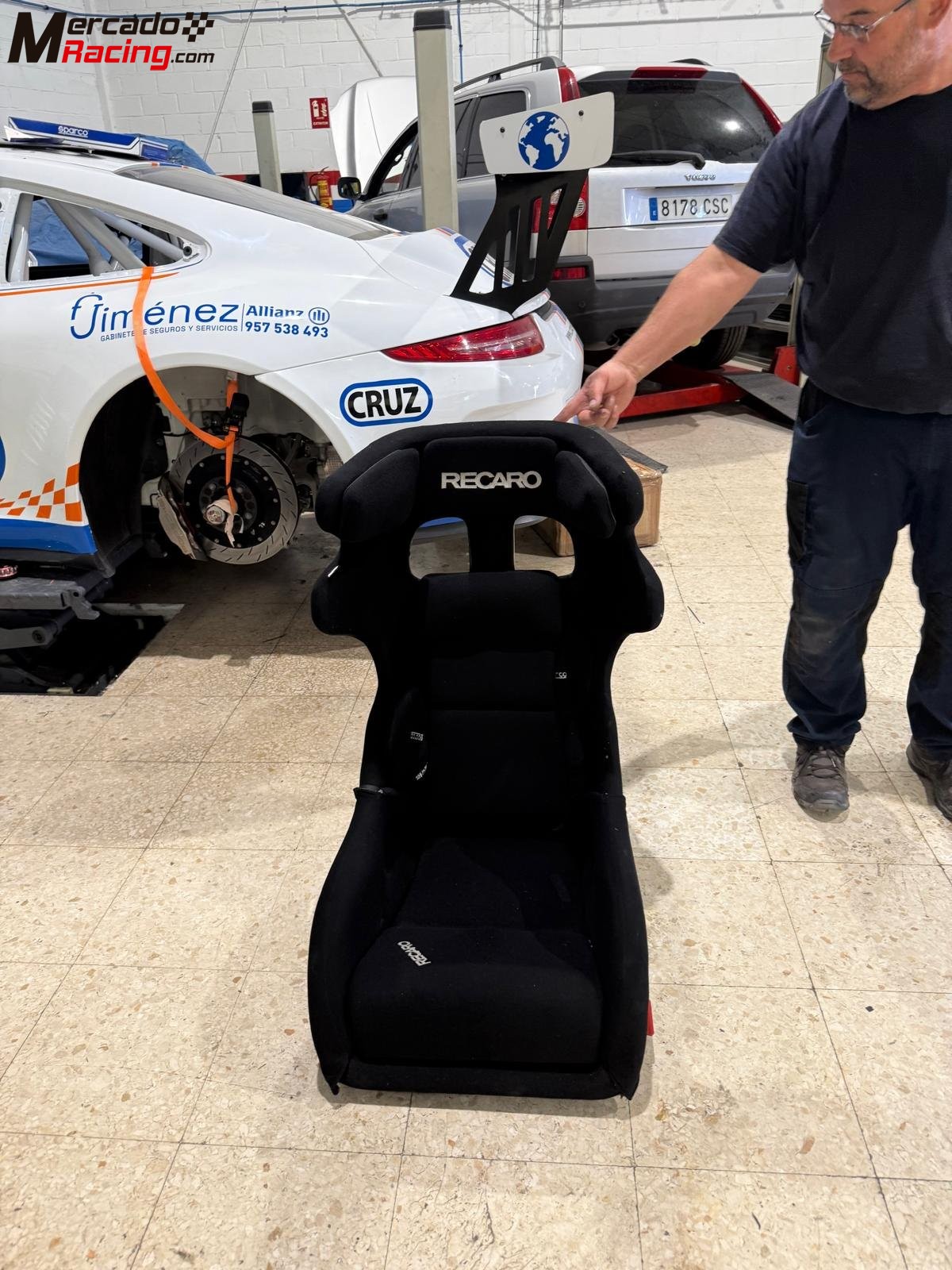 Se vende baquet de carbono de porsche