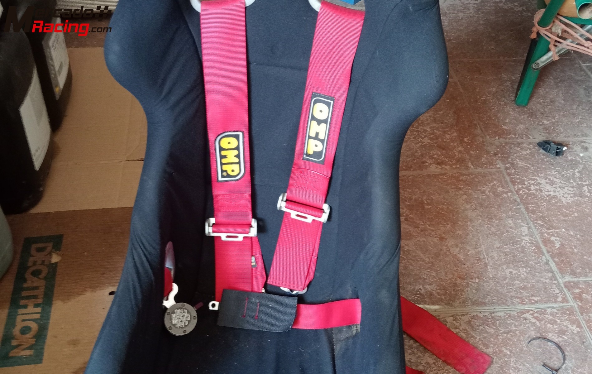 Asiento backet omp con arneses omp