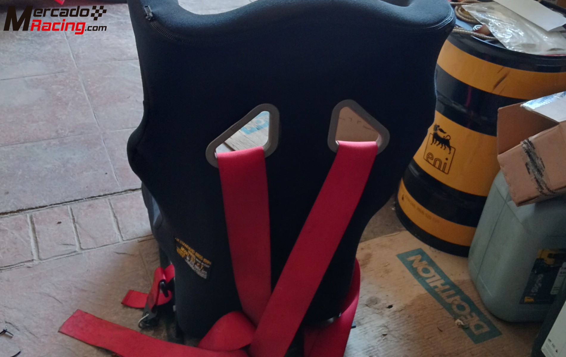 Asiento backet omp con arneses omp