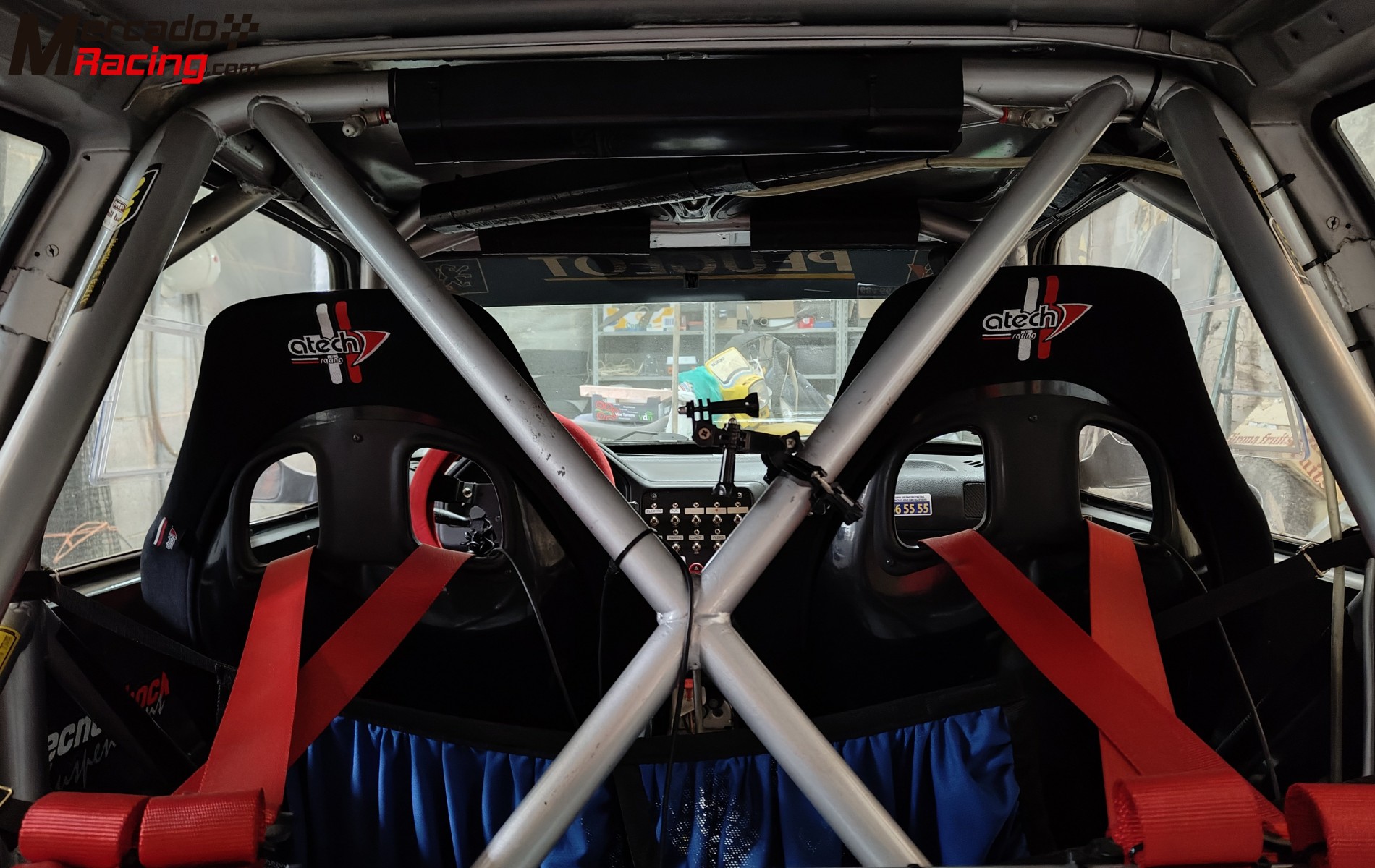 Baquets atech y arneses 