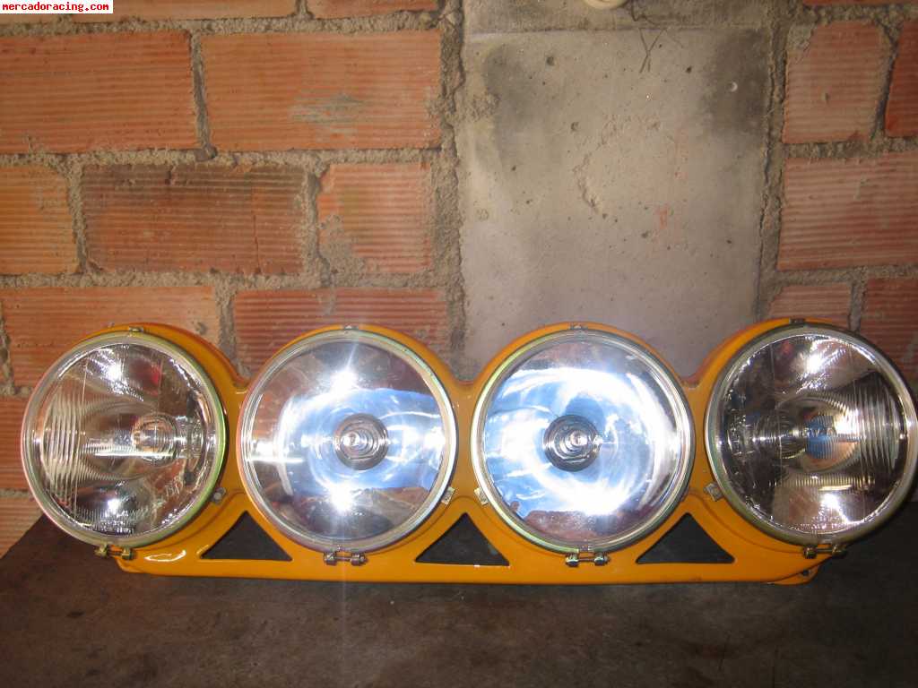 Vendo parrilla de faros para saxo