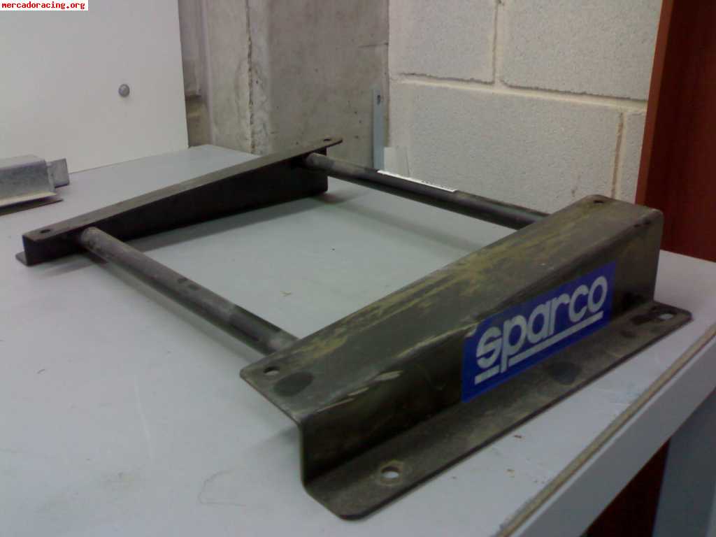 Base para backet marca sparco para 206