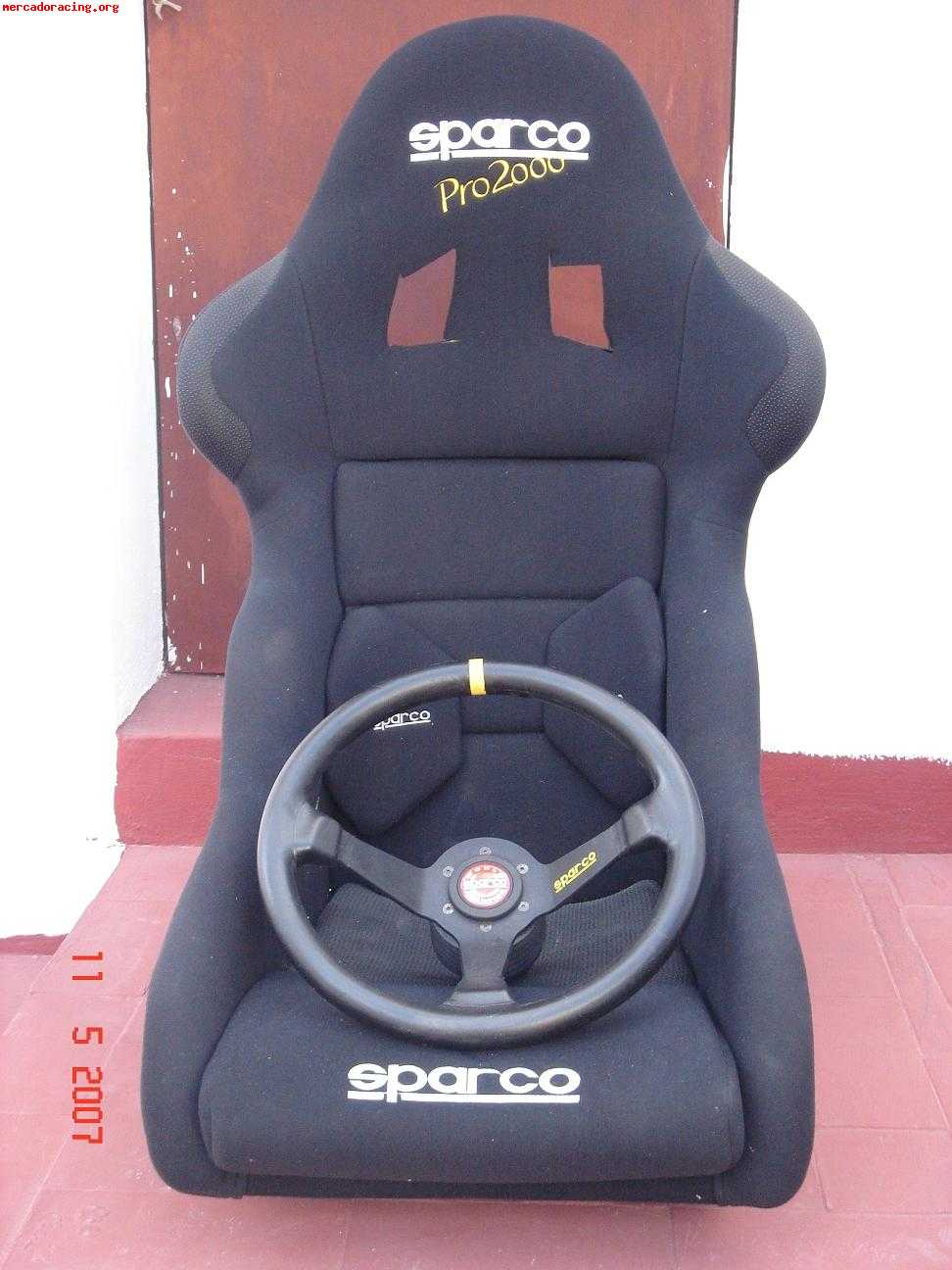 Baquet sparco pro 2000 y volante sparco