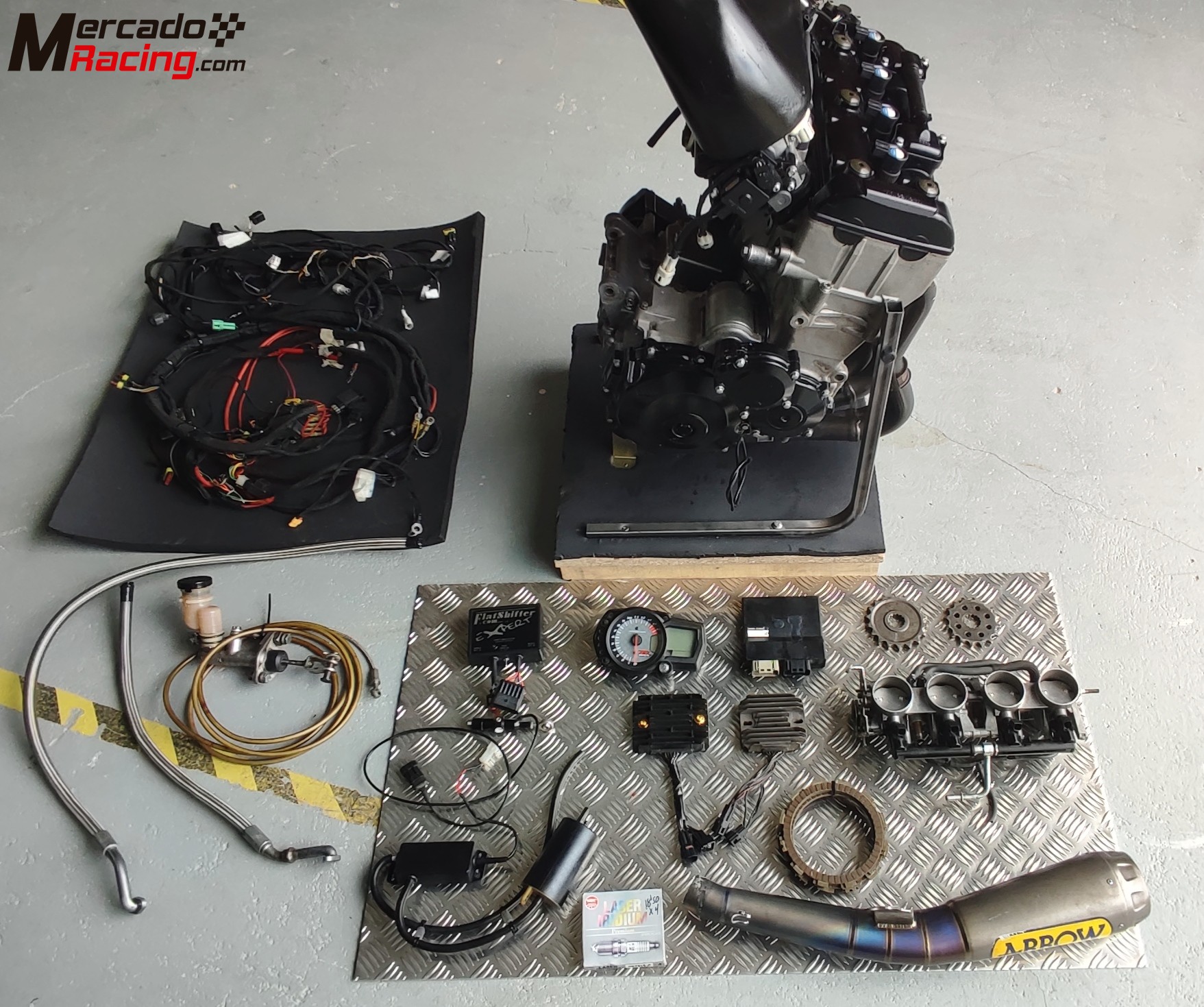 Vendo motor suzuki gsxr 1000 powertech