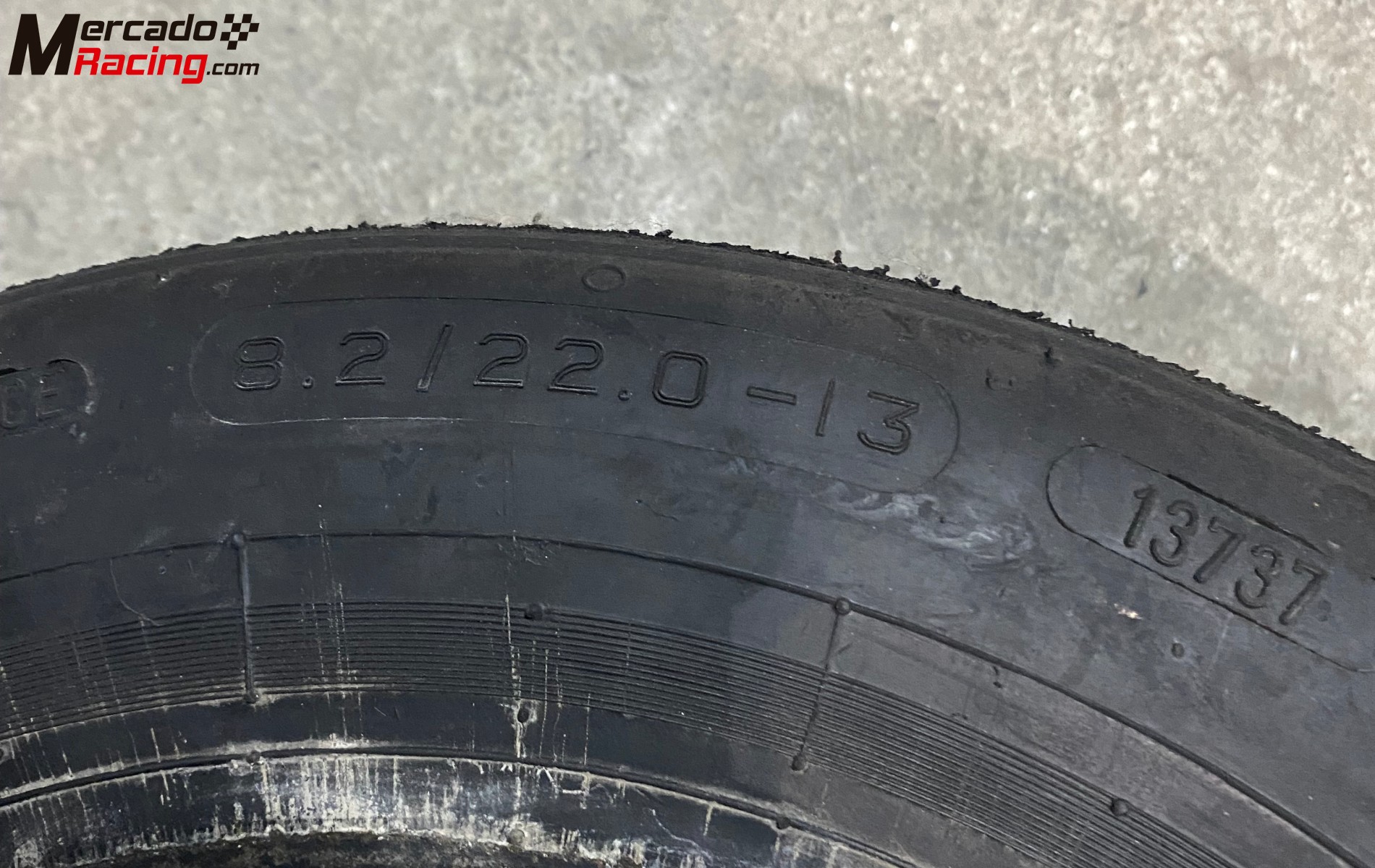 Neumáticos avon slick 13