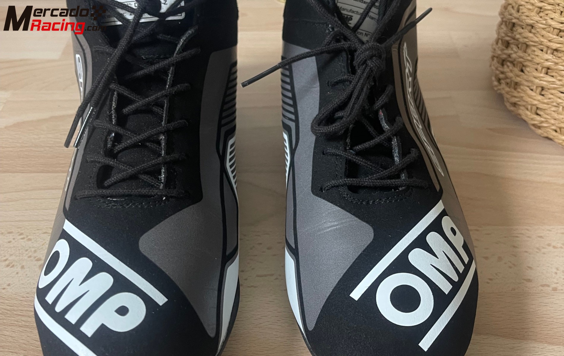 Se venden botines omp por error de talla