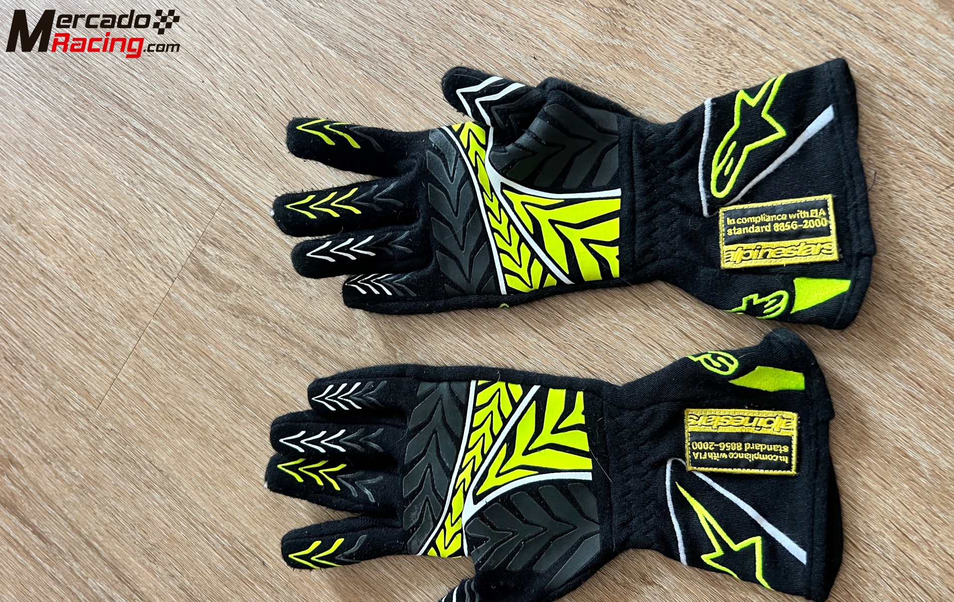 Se vende guantes nuevos sin estrenar