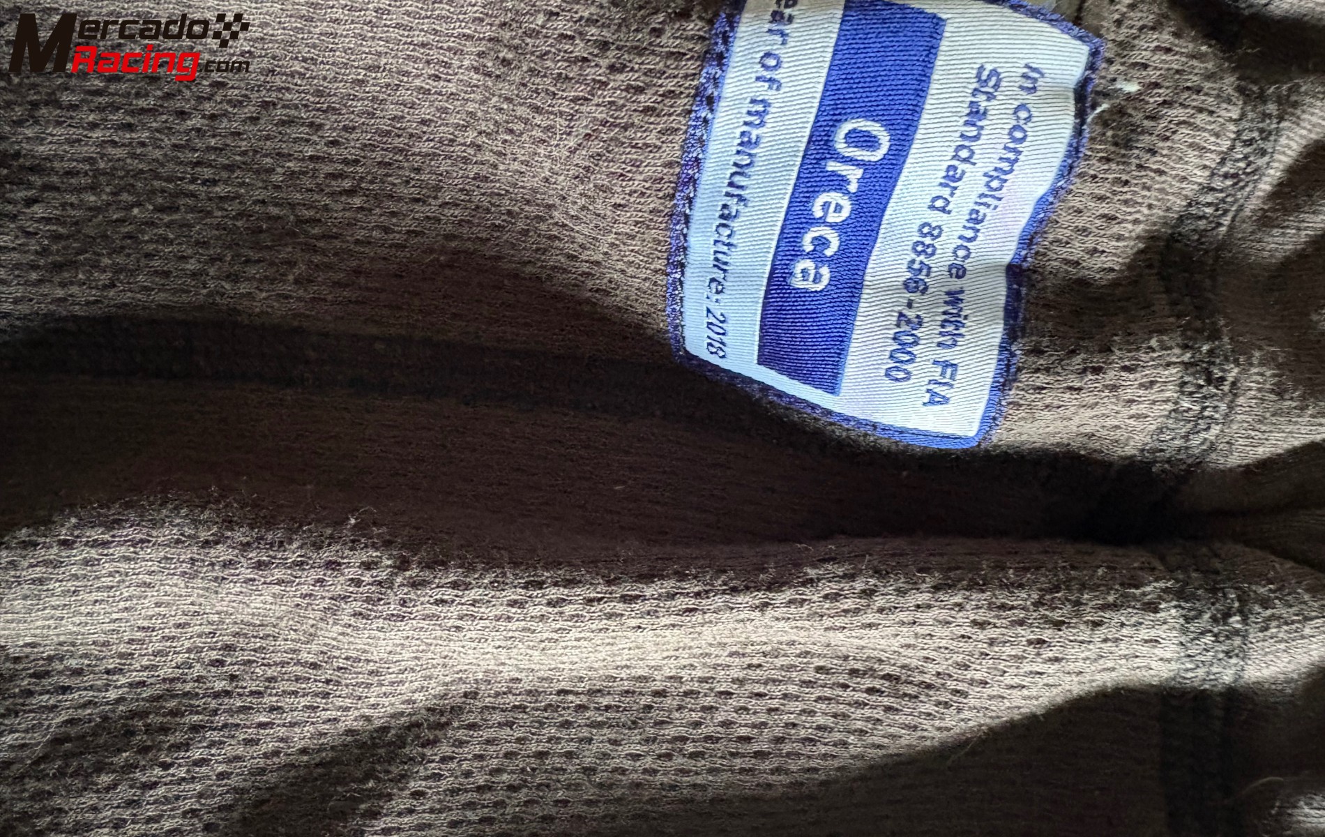 Camiseta, pantalón y sotocasco