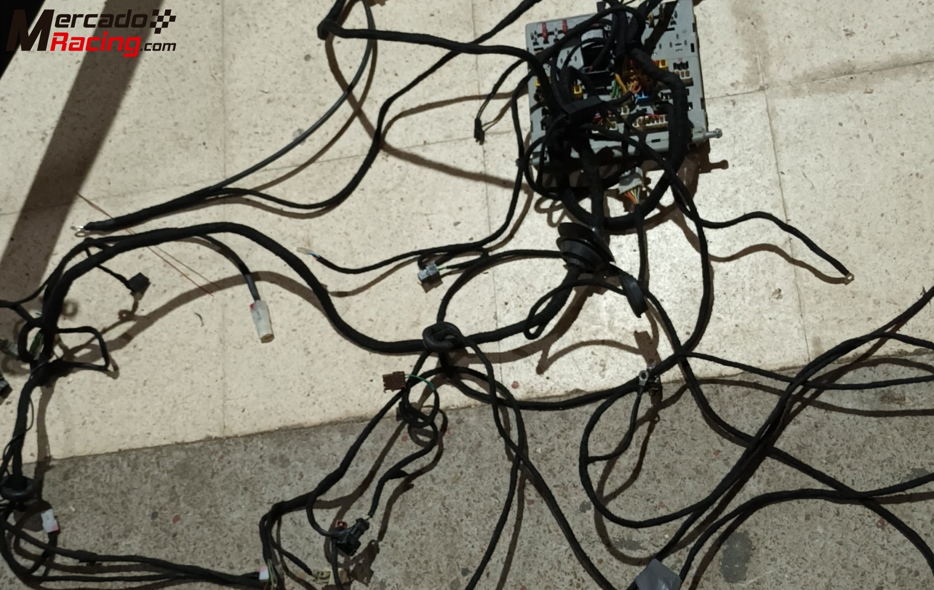 Instalación simplificada y salpicadero peugeot 205