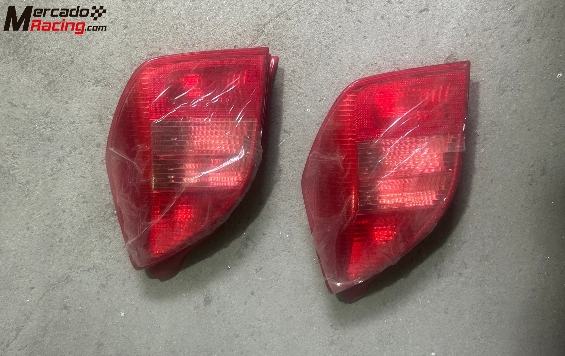Pilotos traseros c2