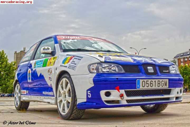 Equipo de rallyes busca mecanicos