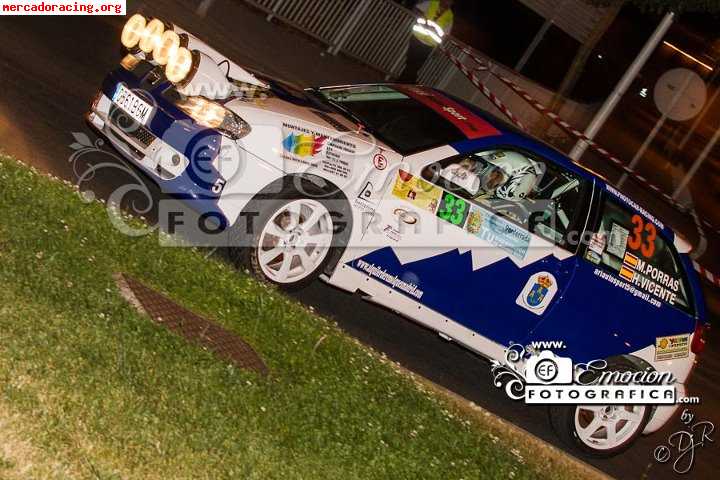 Equipo de rallyes busca mecanicos