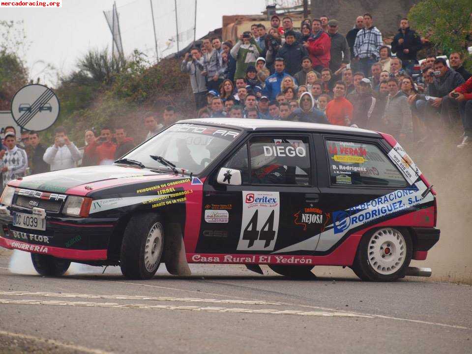 Se ofrece copiloto con experiencia temporada 2015 campeonato