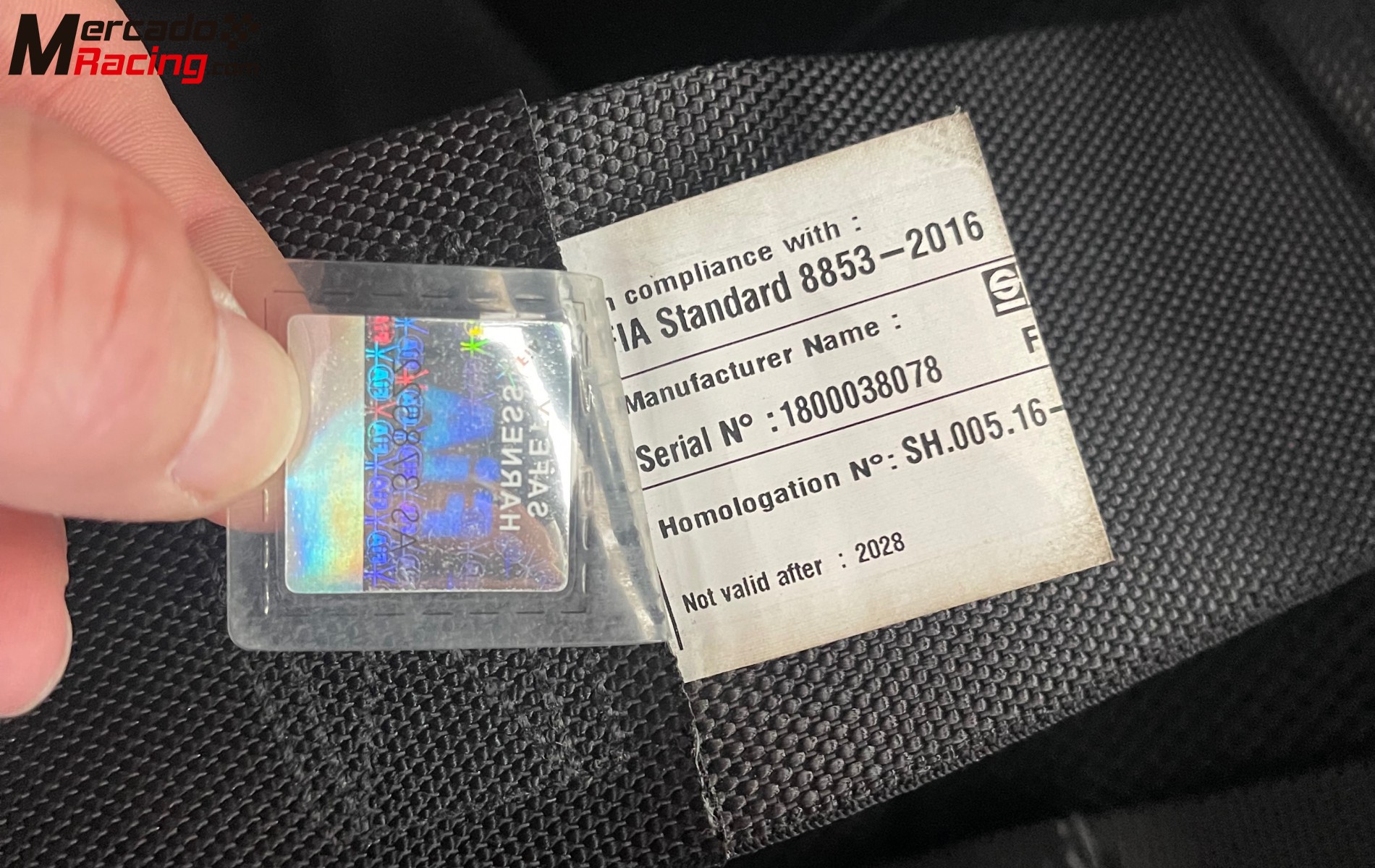 Se vende pareja de arneses sparco competition h-2 de 6 puntos.