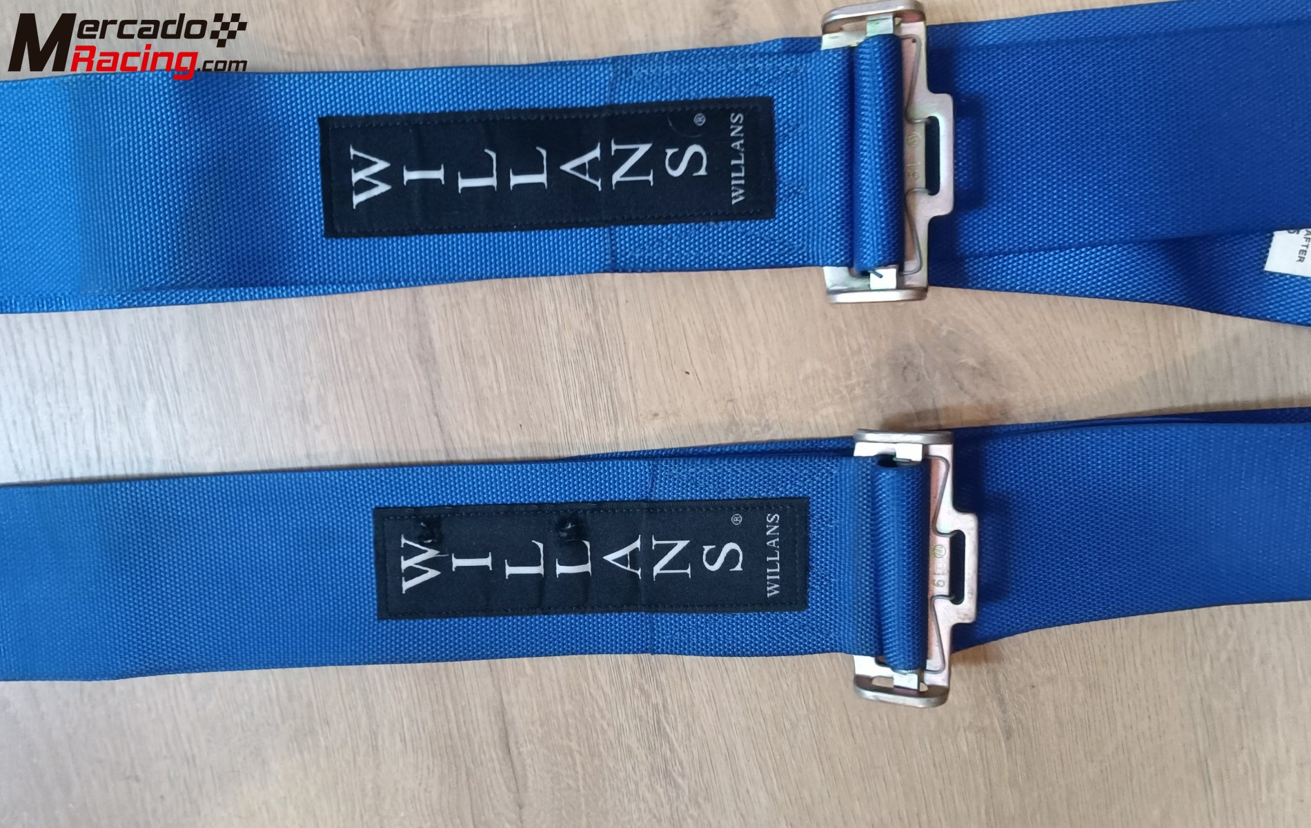 Se venden  2 arneses  de 6 puntos willans.