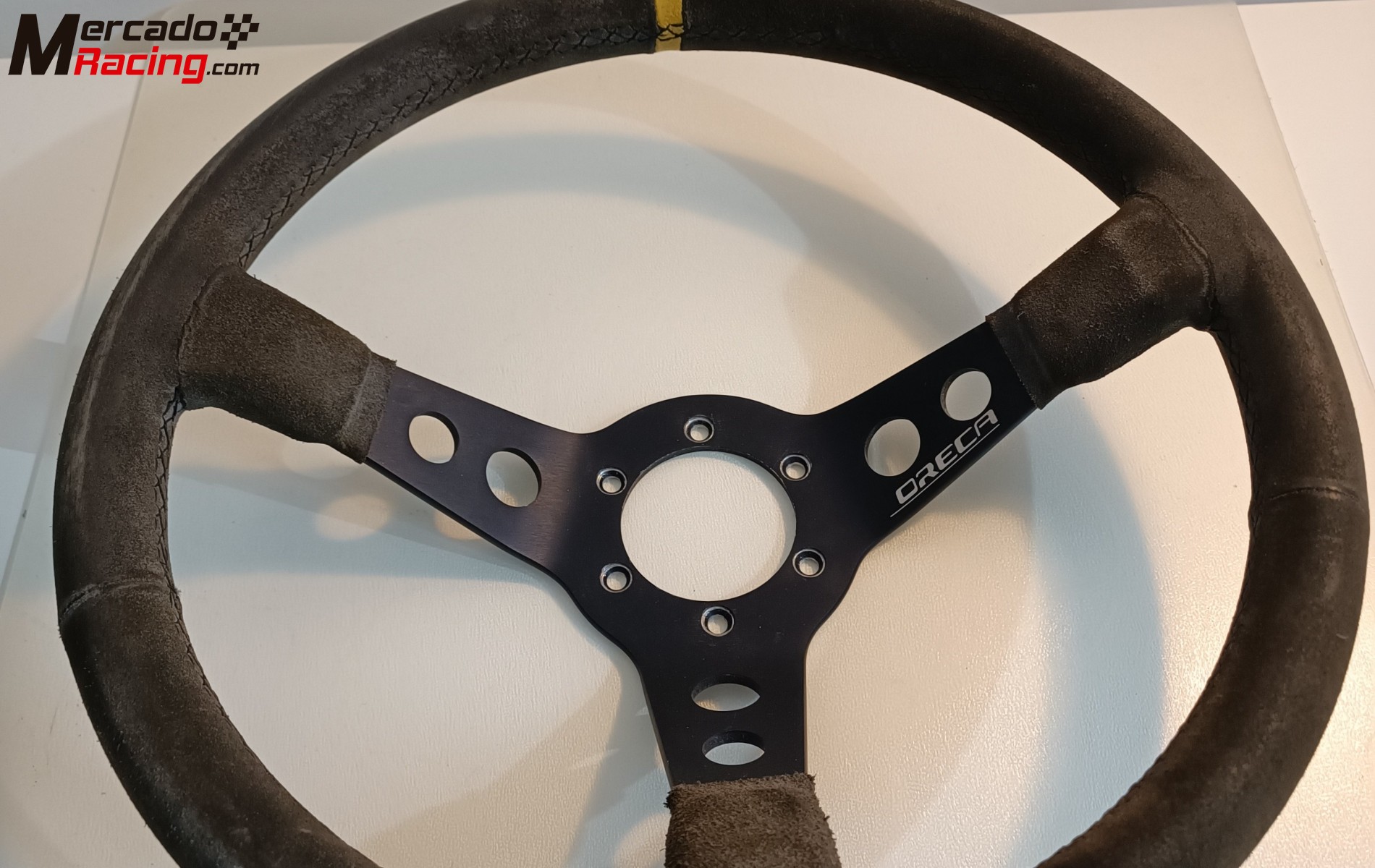 Se vende volante oreca.