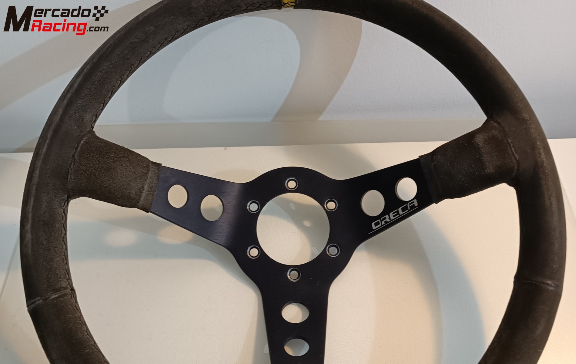 Se vende volante oreca.