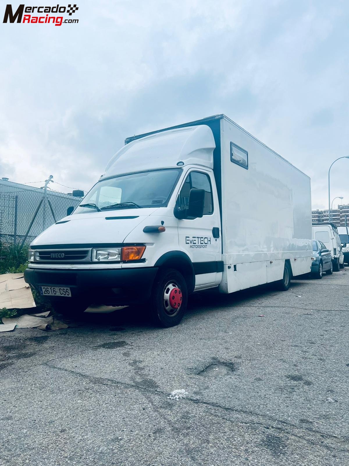 Se vende iveco camion/vivienda para carnet b