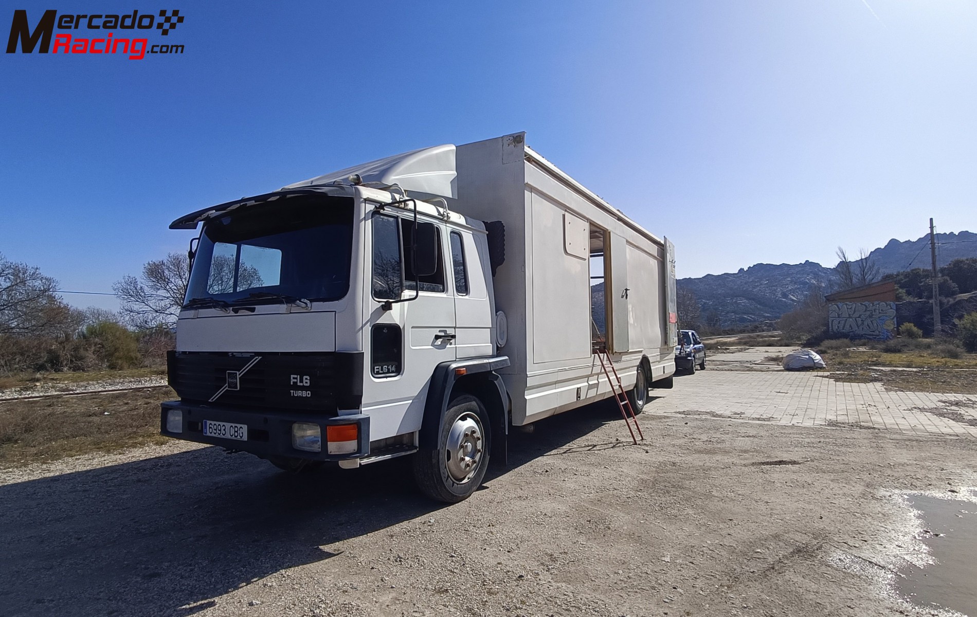 Se vende camion taller volvo fl614e.