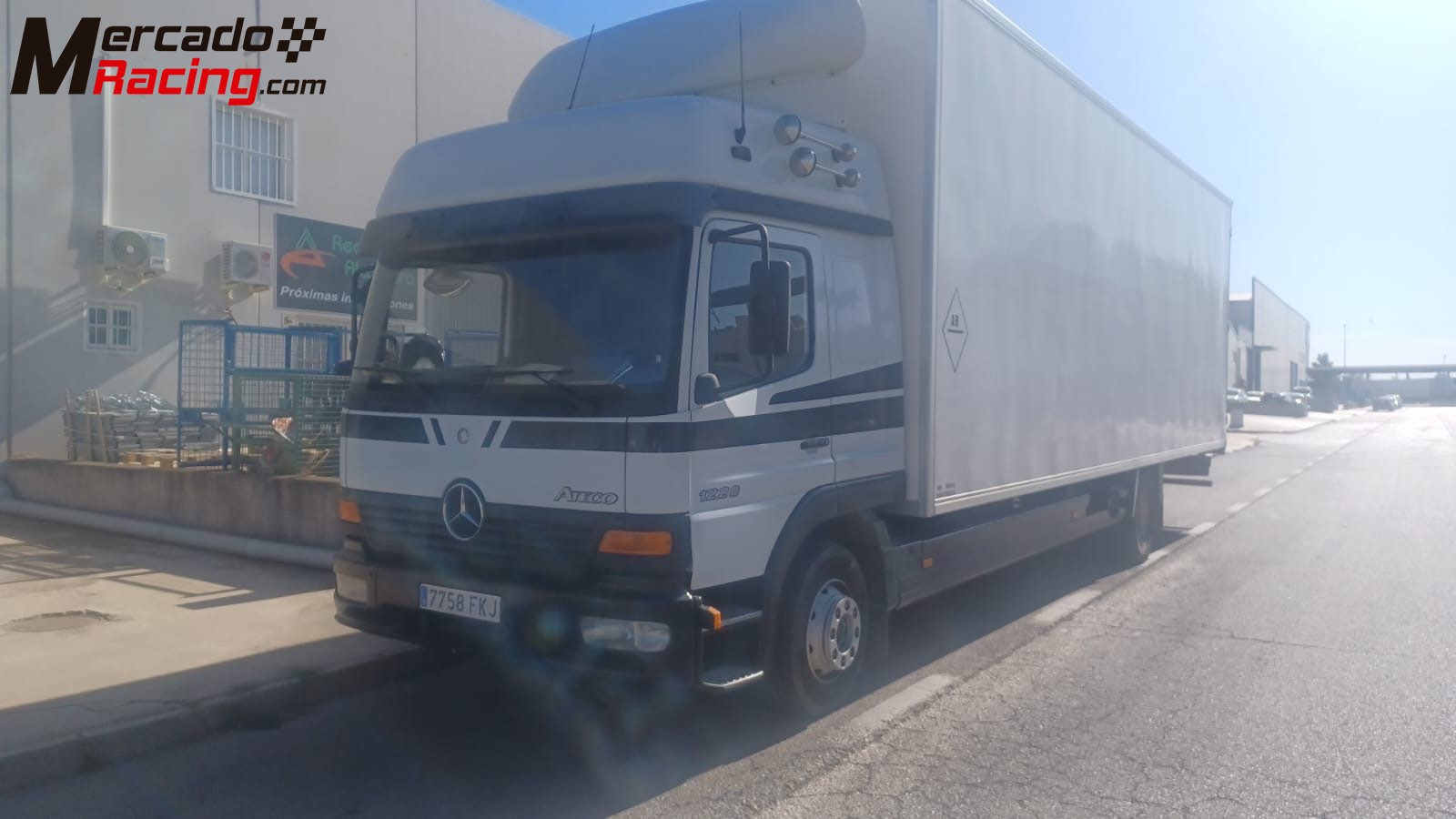 Camión mercedes