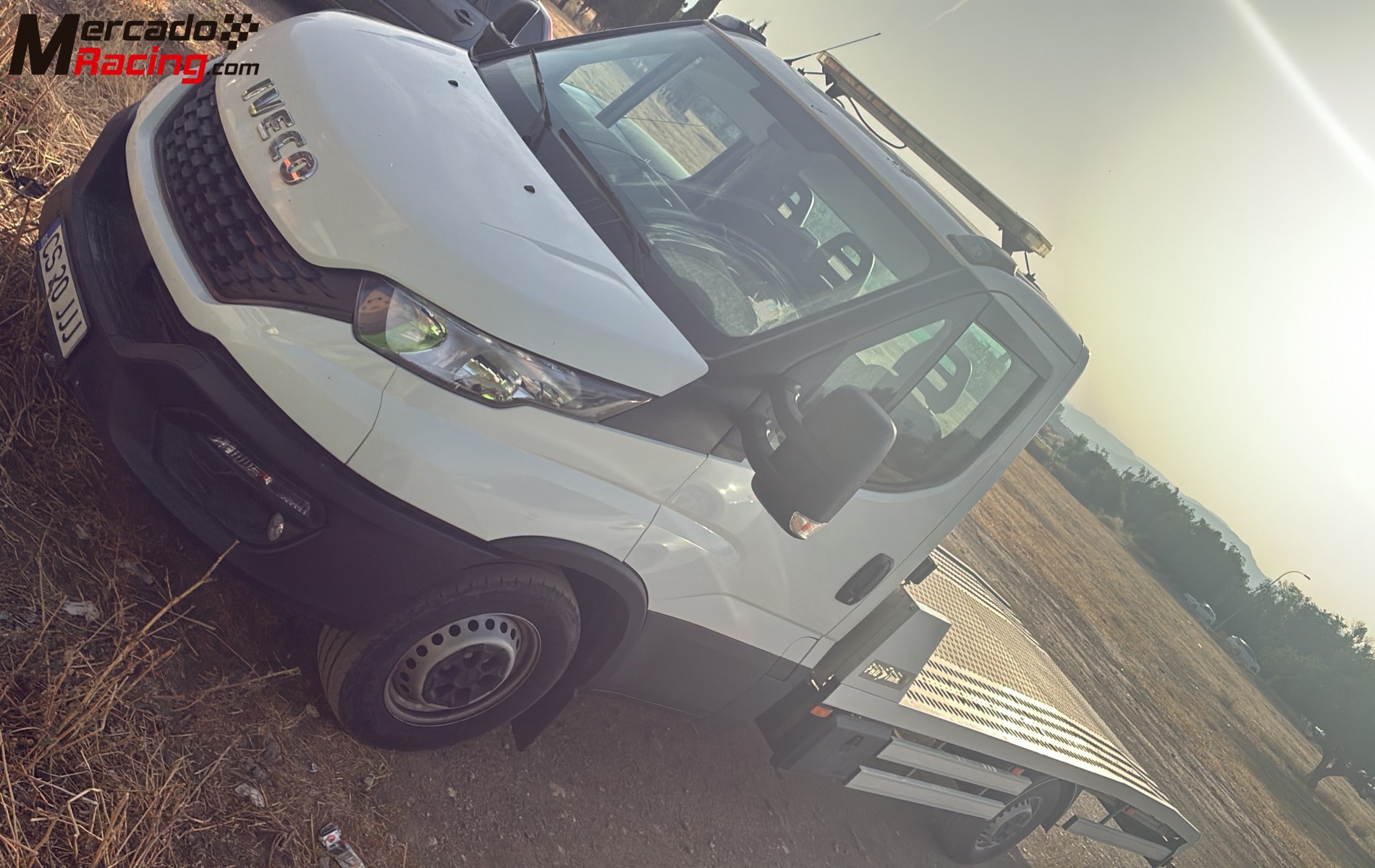 Grua iveco 