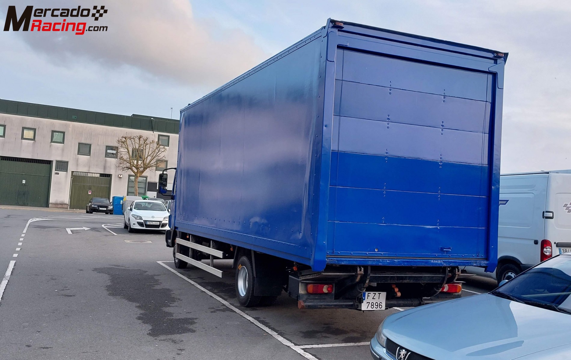 Camion nissan atleon